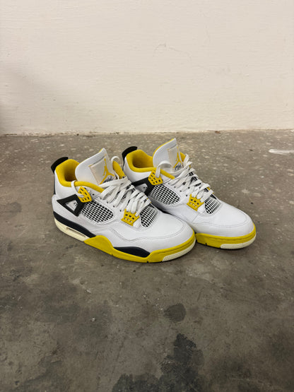 Jordan 4 Vivid Sulfur (44,5)