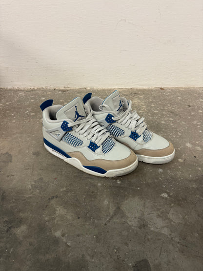 Jordan 4 Military Blue (44)