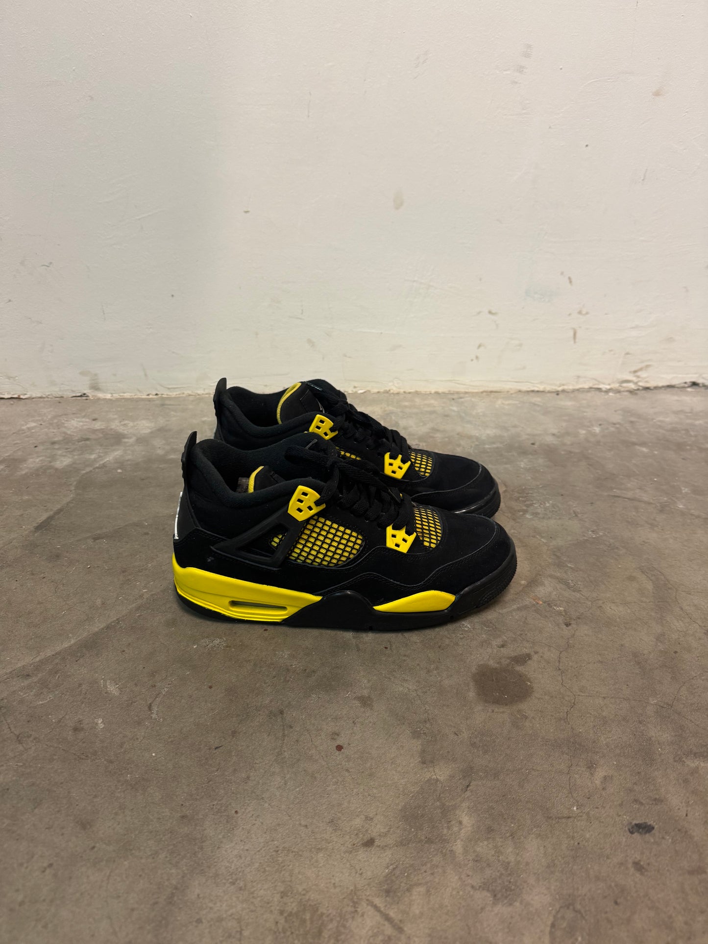 Air Jordan 4 Yellow Thunder (40)