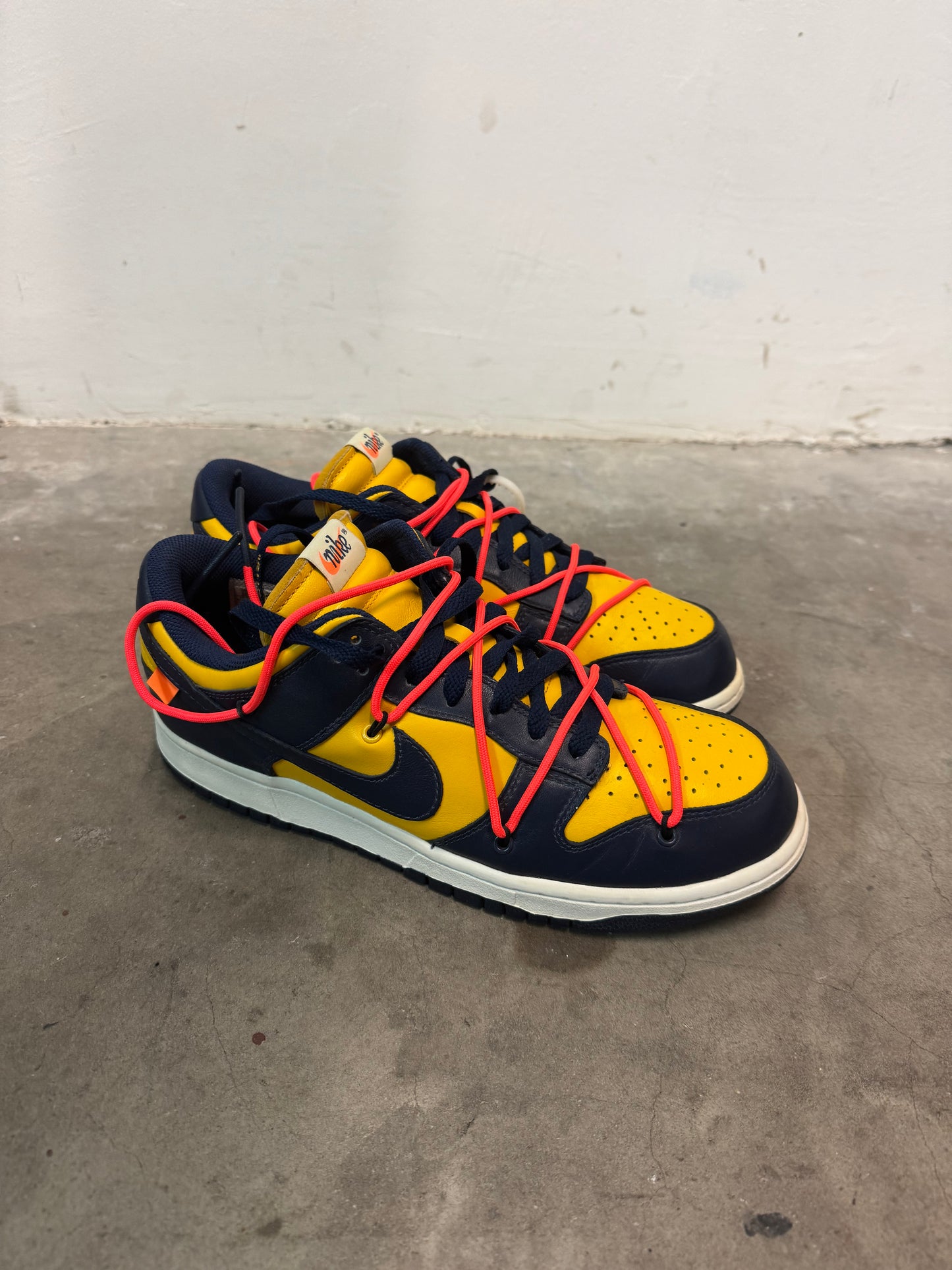 Off White Dunk Low Michigan (44)