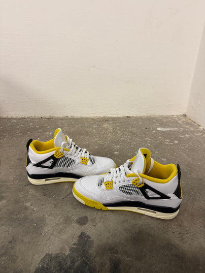 Jordan 4 Vivid Sulfur (44,5)