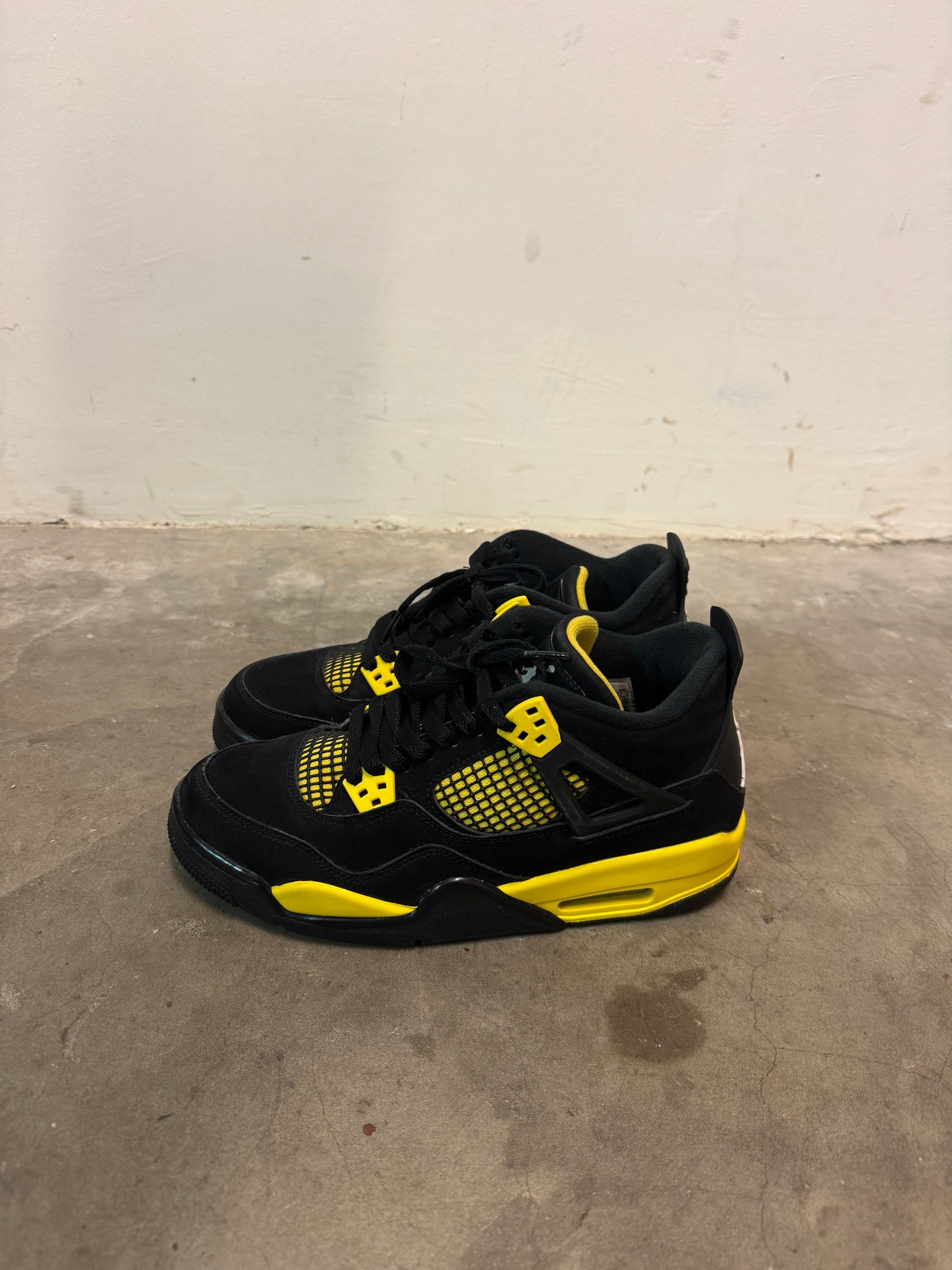 Air Jordan 4 Yellow Thunder (40)