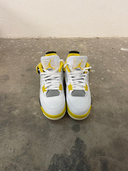 Jordan 4 Vivid Sulfur (44,5)