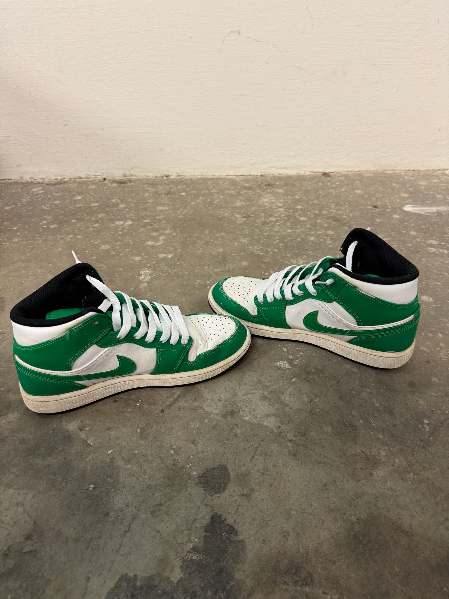 Jordan 1 Mid Lucky Green (42)