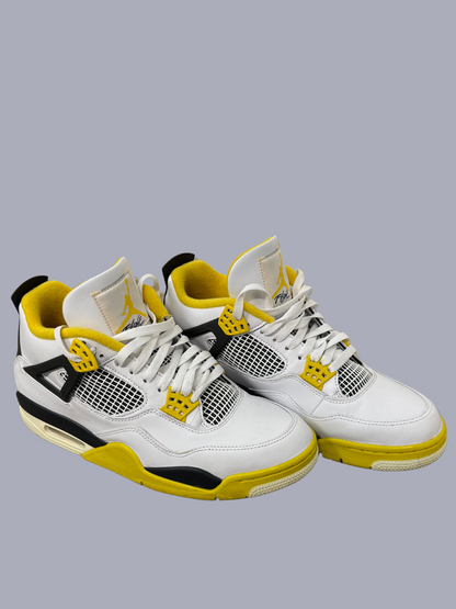 Jordan 4 Vivid Sulfur (44,5)