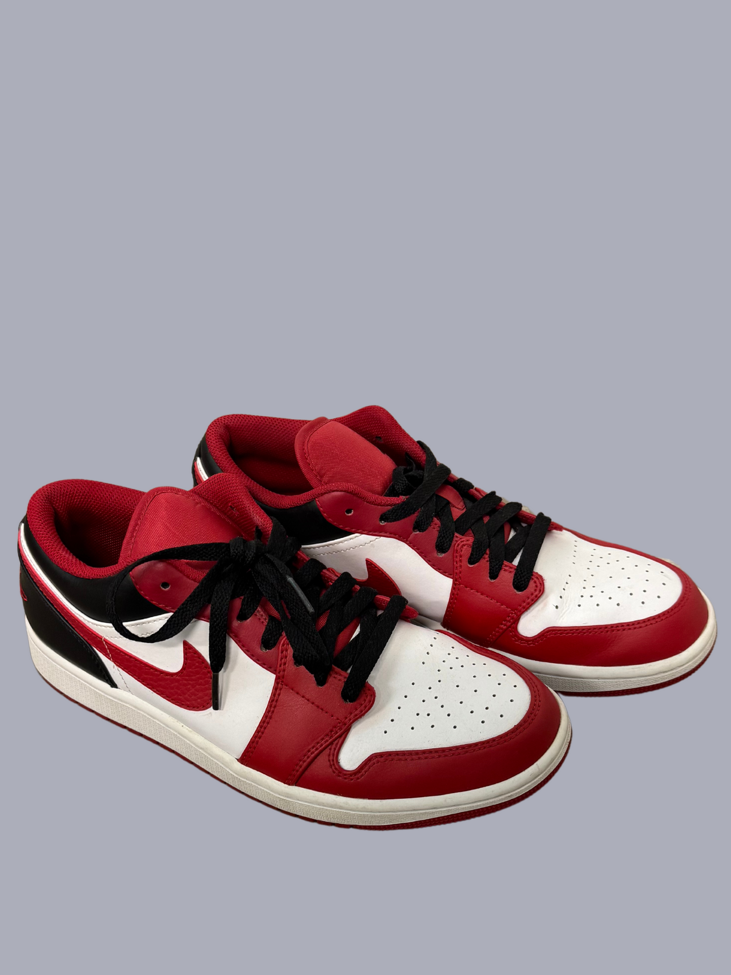 Jordan 1 Low Bulls (43)