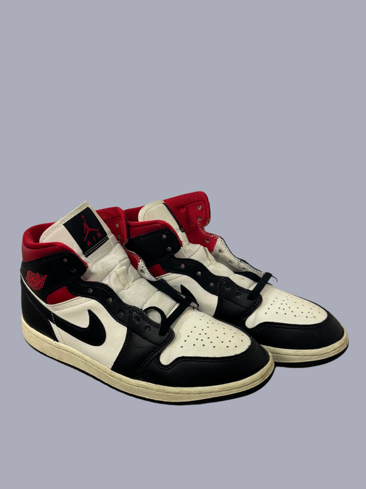 Jordan 1 Mid Gym red (41)